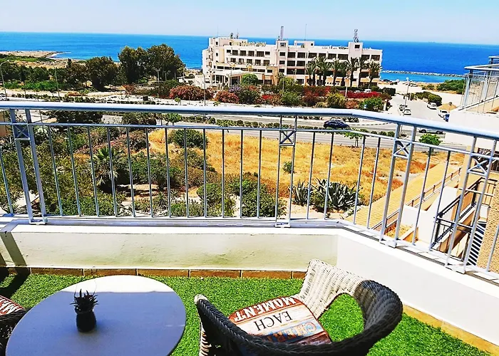 شقة H&o In Paphos! *
