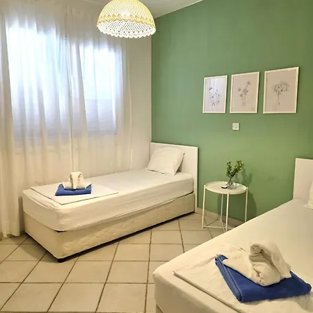 H&o In Paphos! Apartamento *