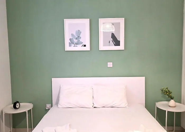 H&o In Paphos! Lejlighed Paphos