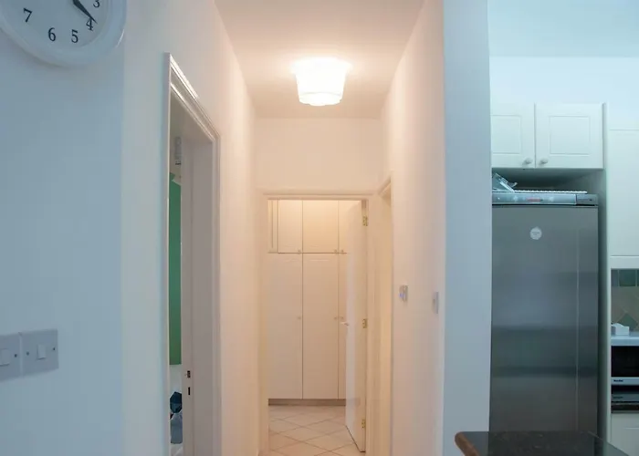 Apartament H&o In Paphos!