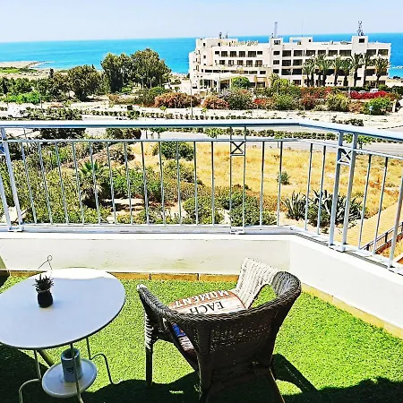 H&o In Paphos!